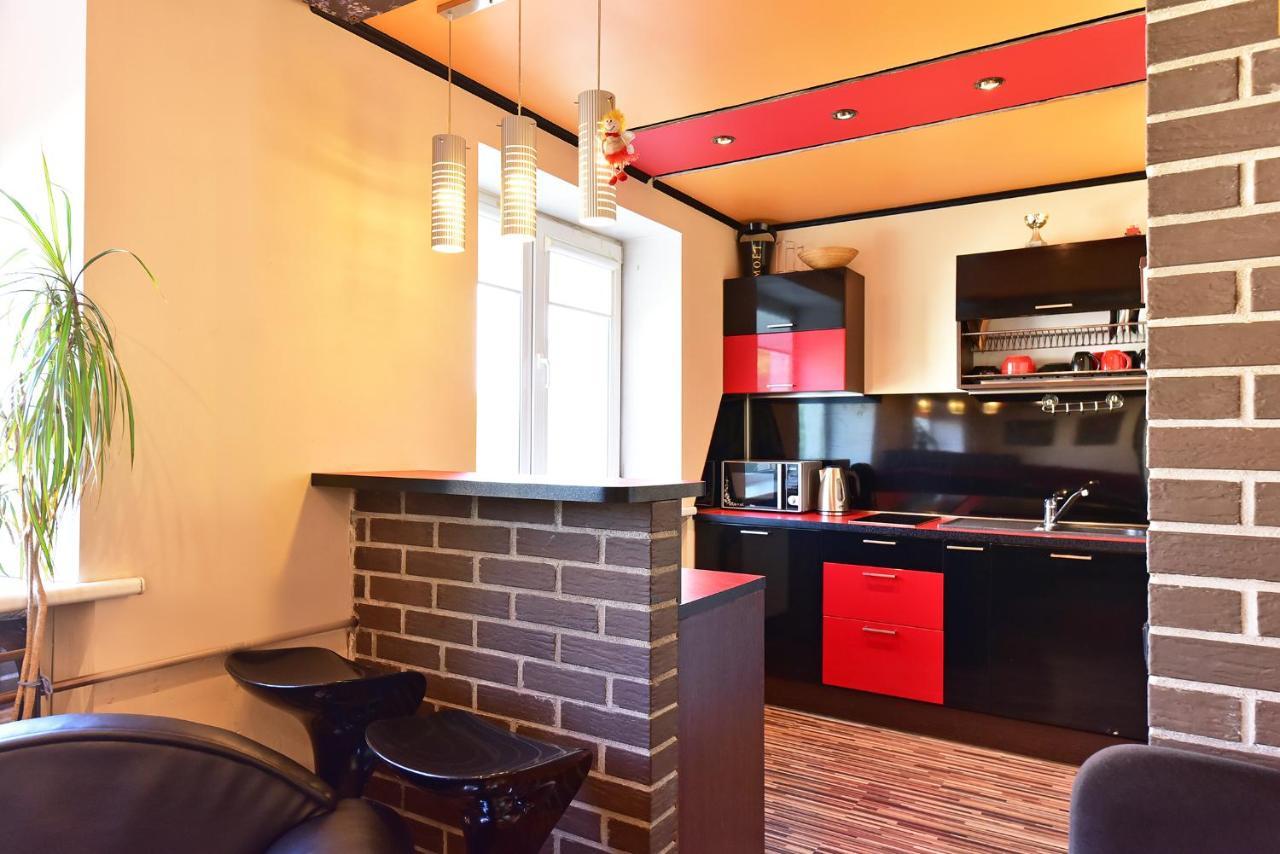 Travel Apartment فنتسبيلز المظهر الخارجي الصورة